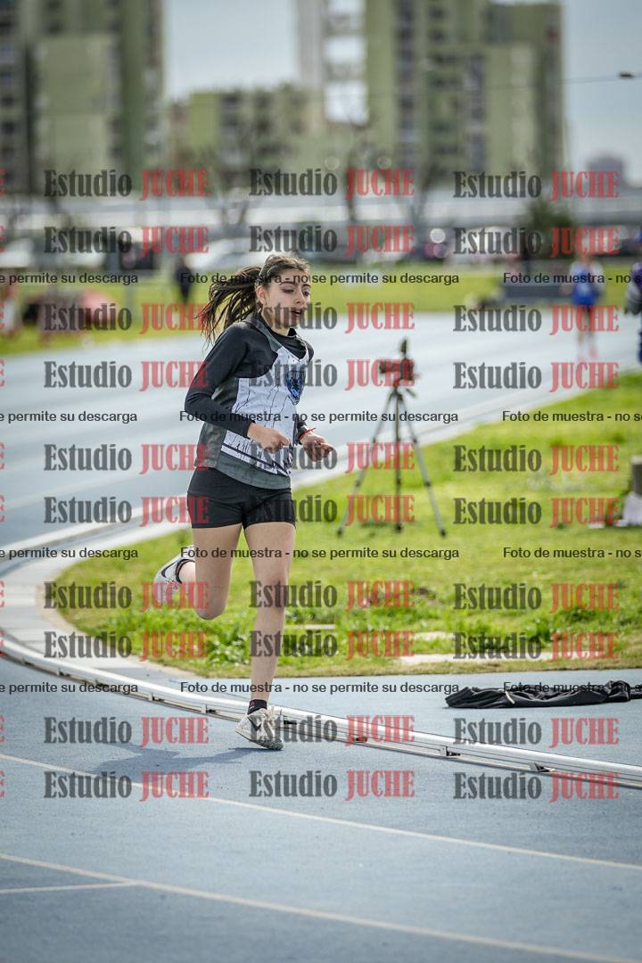 Fotos de los 800 m llanos de mujeres - U14
