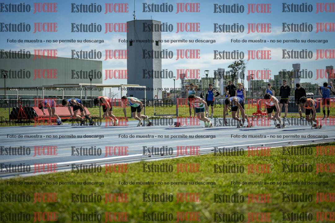 Fotos de los 100 m llanos de varones