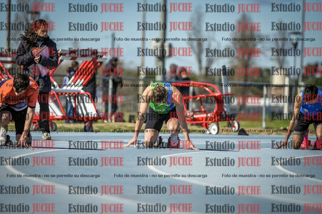Fotos de los 200 m llanos de varones