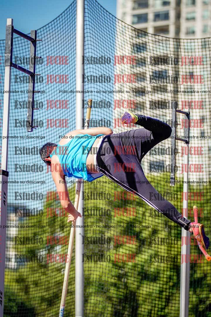 Fotos del salto triple de mujeres y varones