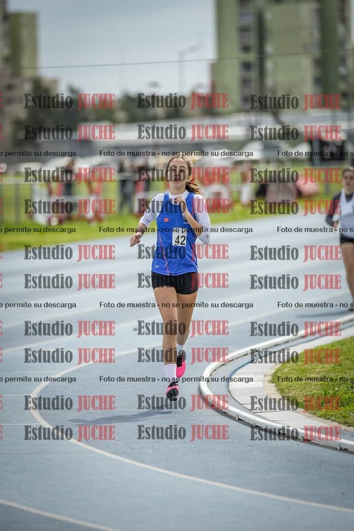 Fotos de los 800 m llanos de mujeres - U14