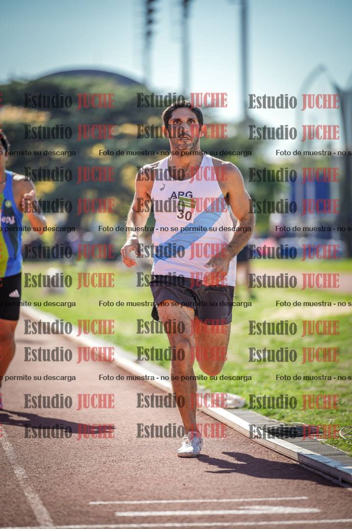 Fotos de los 800 m llanos de varones