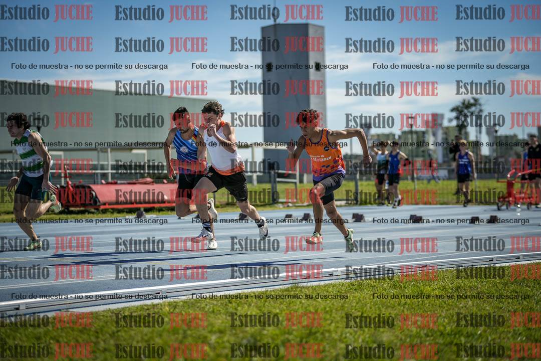 Fotos de los 100 m llanos de varones