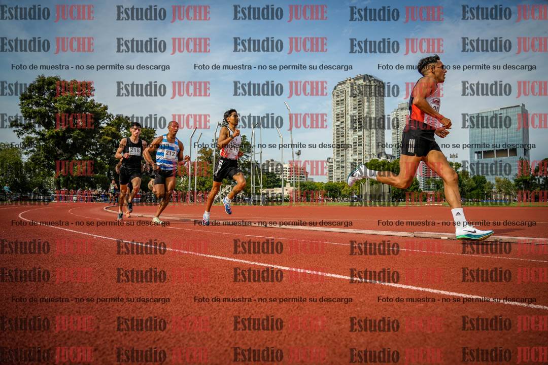 Fotos de los 3000 m llanos de varones