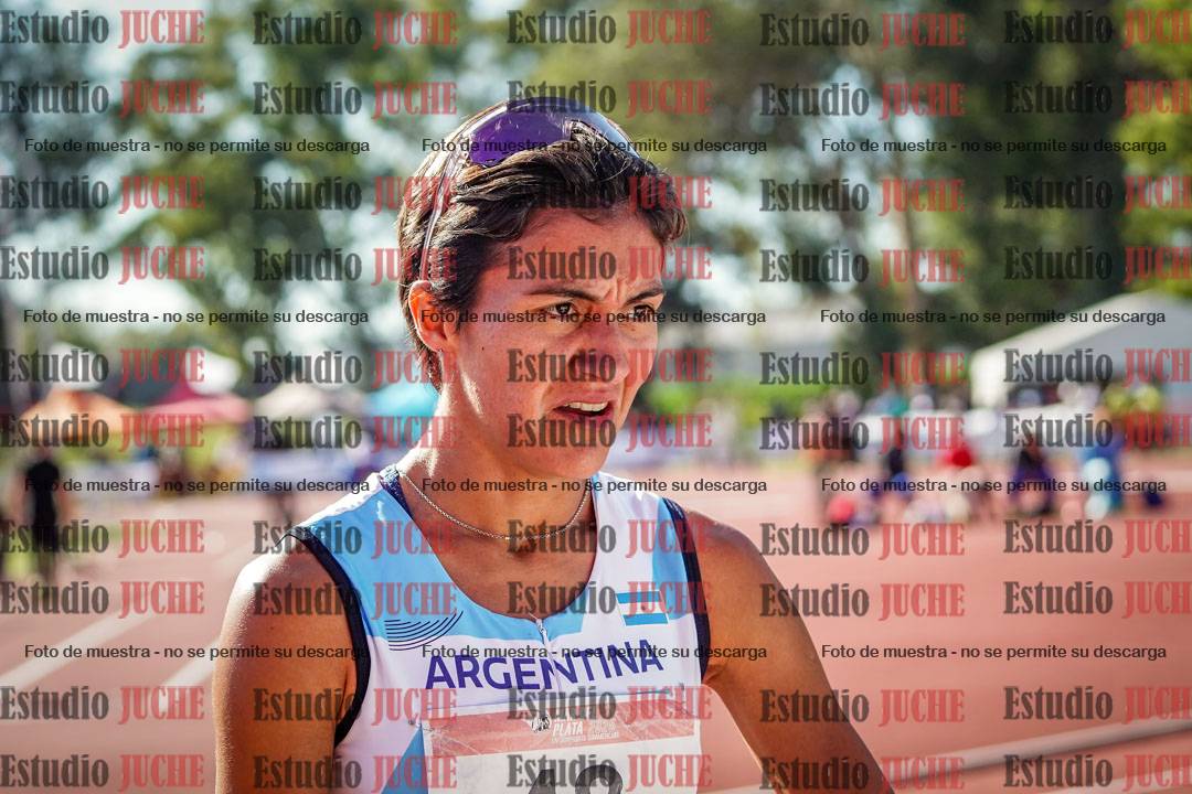 Fotos de algunos extras y podios del día 2