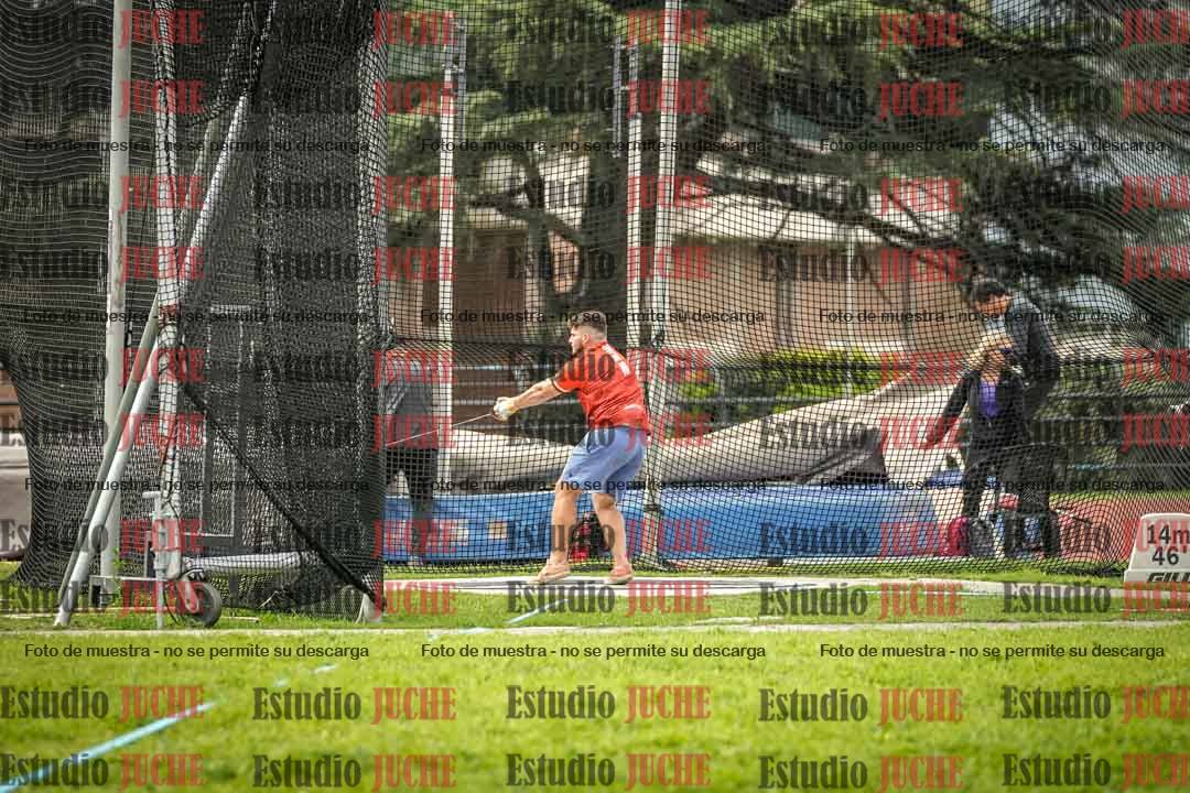 Fotos del lanzamiento de martillo de varones