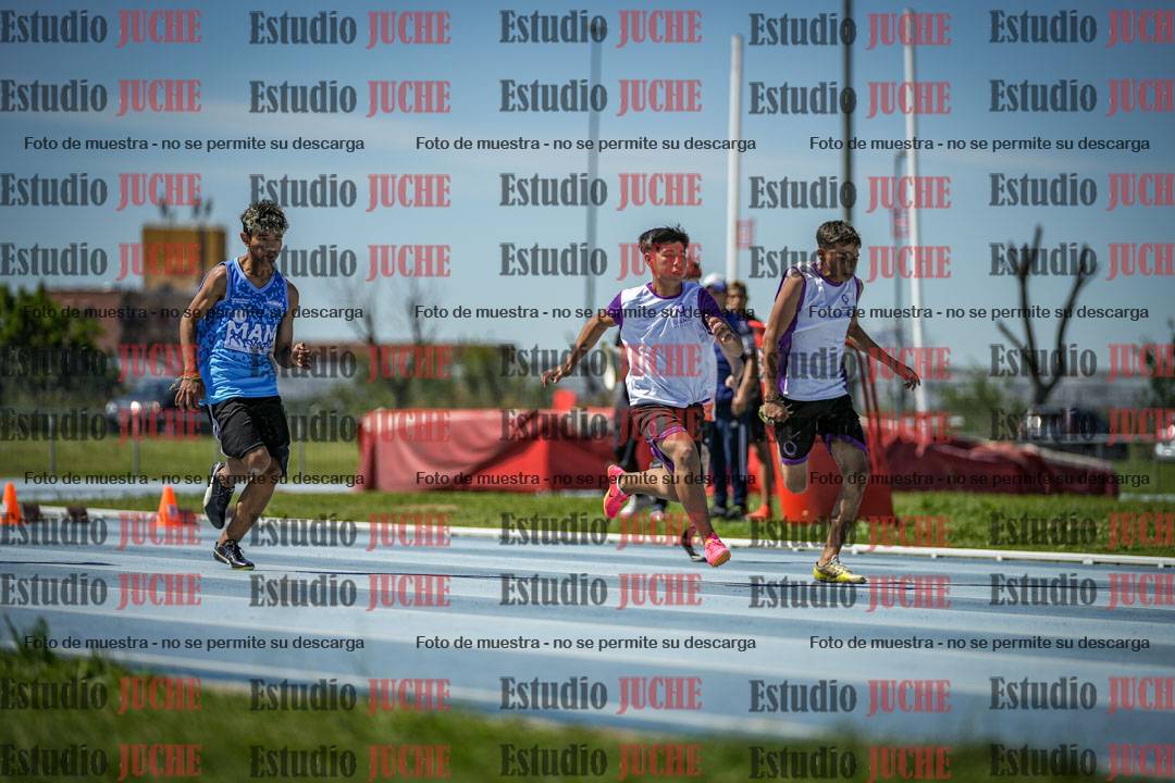 Fotos de los 80 m llanos de varones