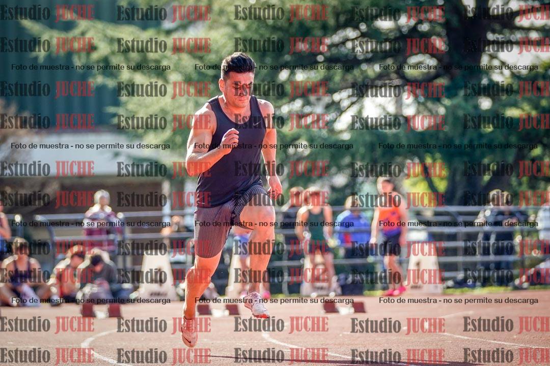 Fotos de los 100 m llanos de varones