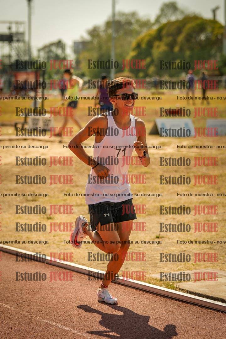 Fotos de los 3000 m llanos de varones