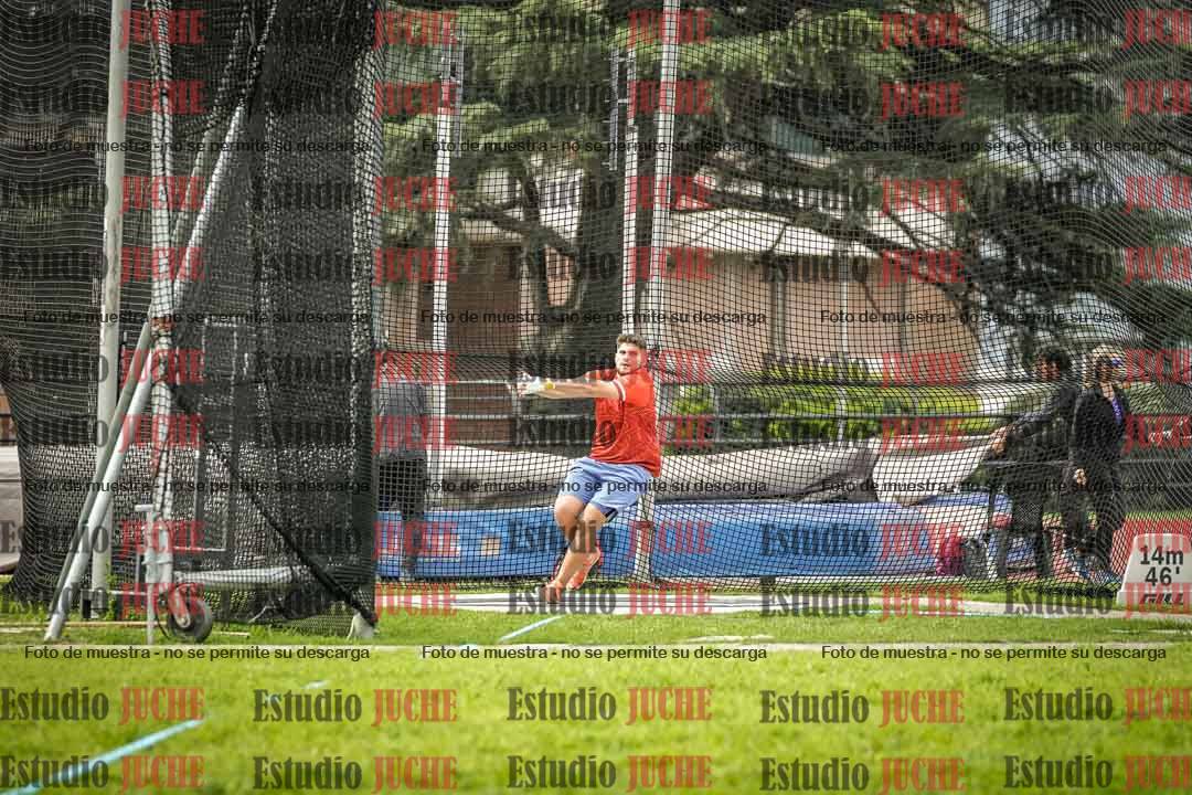 Fotos del lanzamiento de martillo de varones
