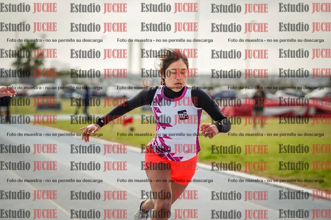 Fotos de los 80 m llanos de mujeres