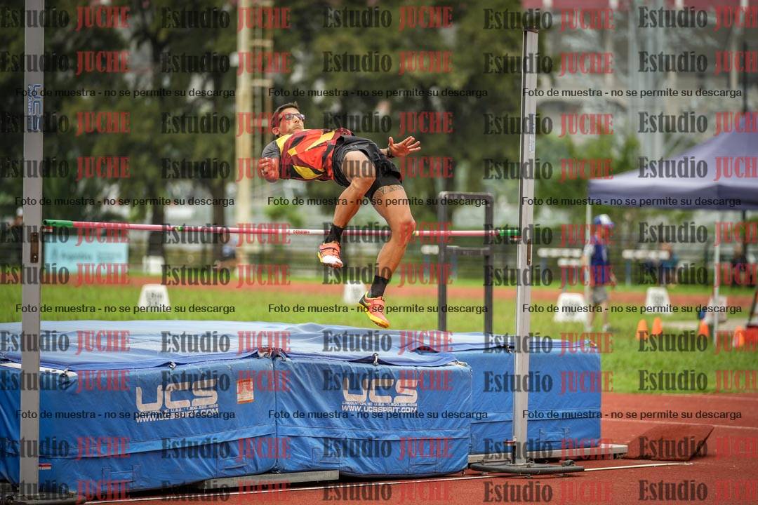 Fotos del salto en alto - grupo 2