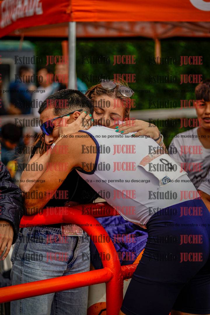 Fotos de algunos extras y podios del día 3