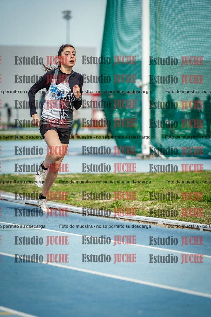 Fotos de los 800 m llanos de mujeres - U14