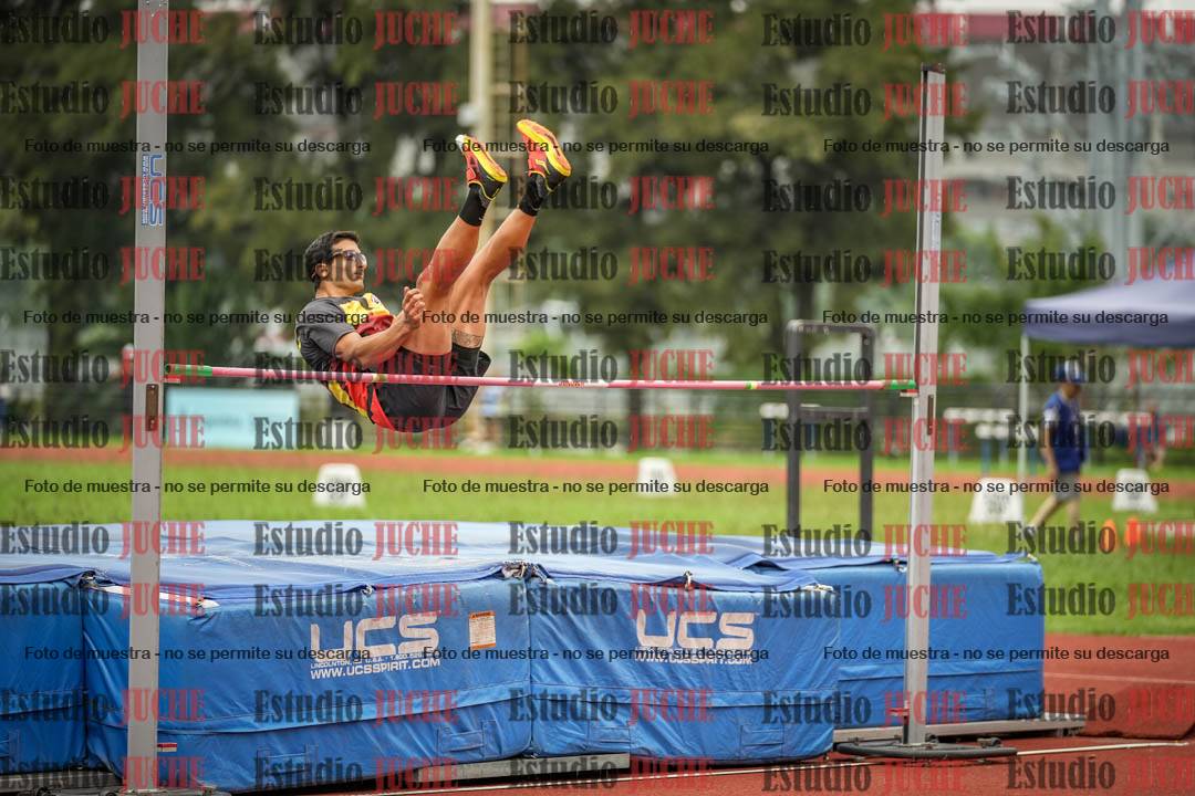 Fotos del salto en alto - grupo 2
