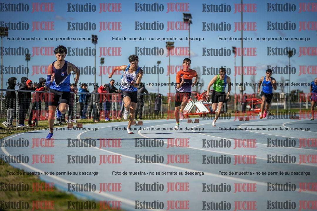 Fotos de los 200 m llanos de varones