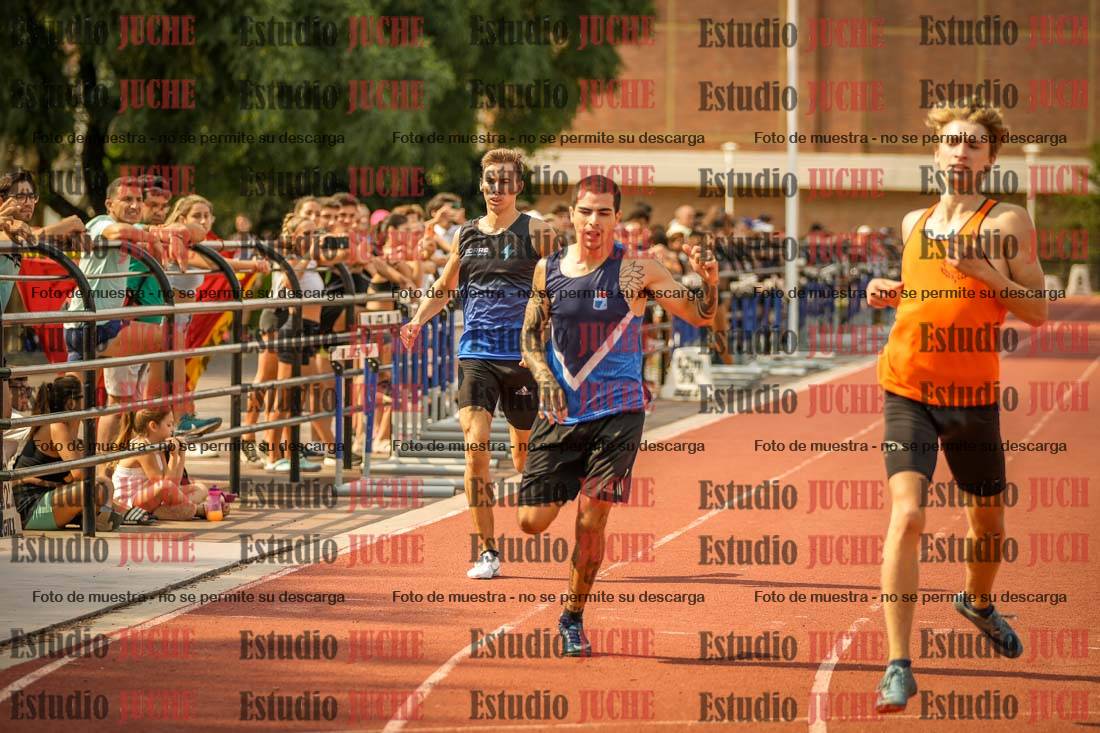 Fotos de los 400 m llanos de varones