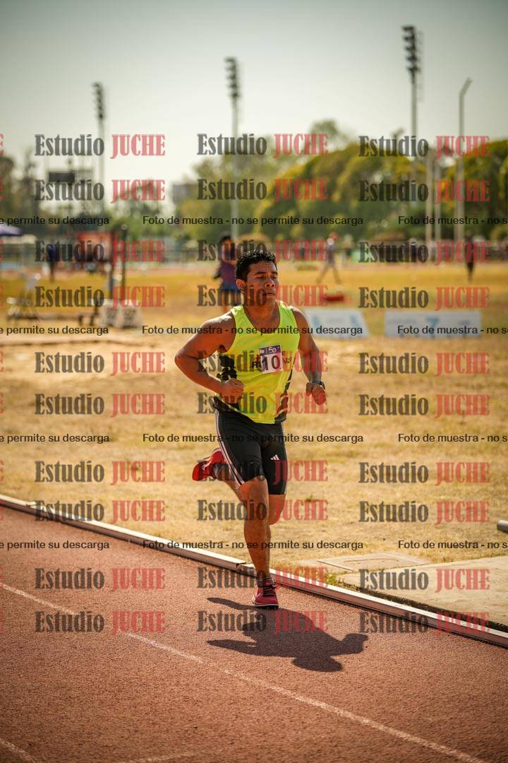 Fotos de los 3000 m llanos de varones