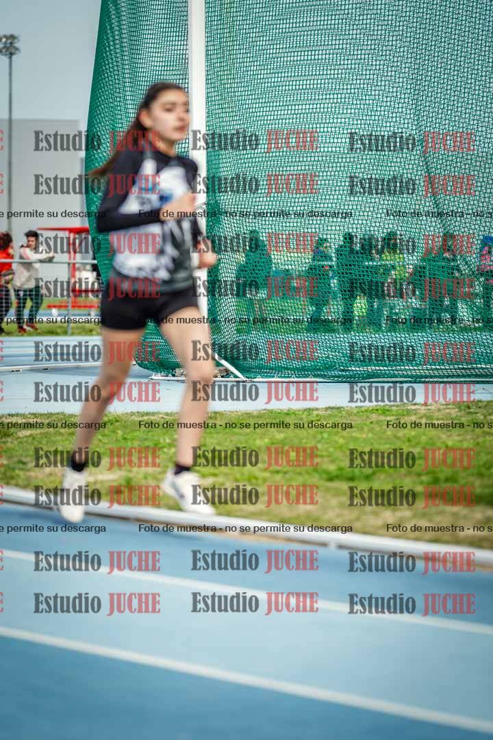 Fotos de los 800 m llanos de mujeres - U14