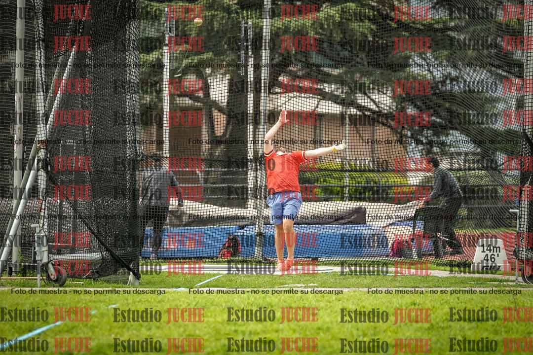 Fotos del lanzamiento de martillo de varones
