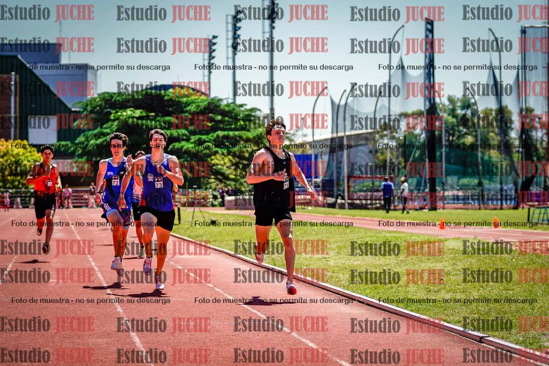 Fotos de los 800 m llanos de varones