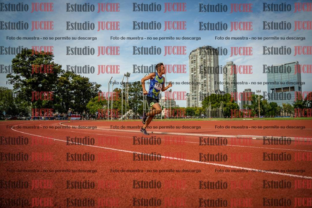 Fotos de los 3000 m llanos de varones