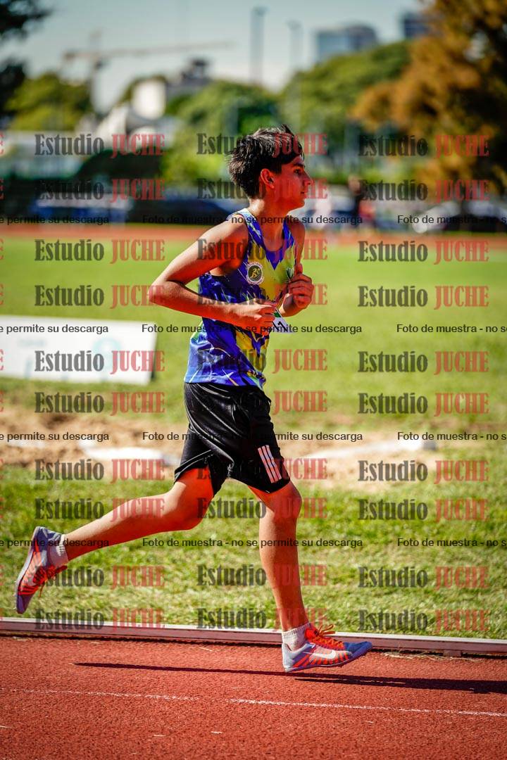 Fotos de los 2400 m de varones