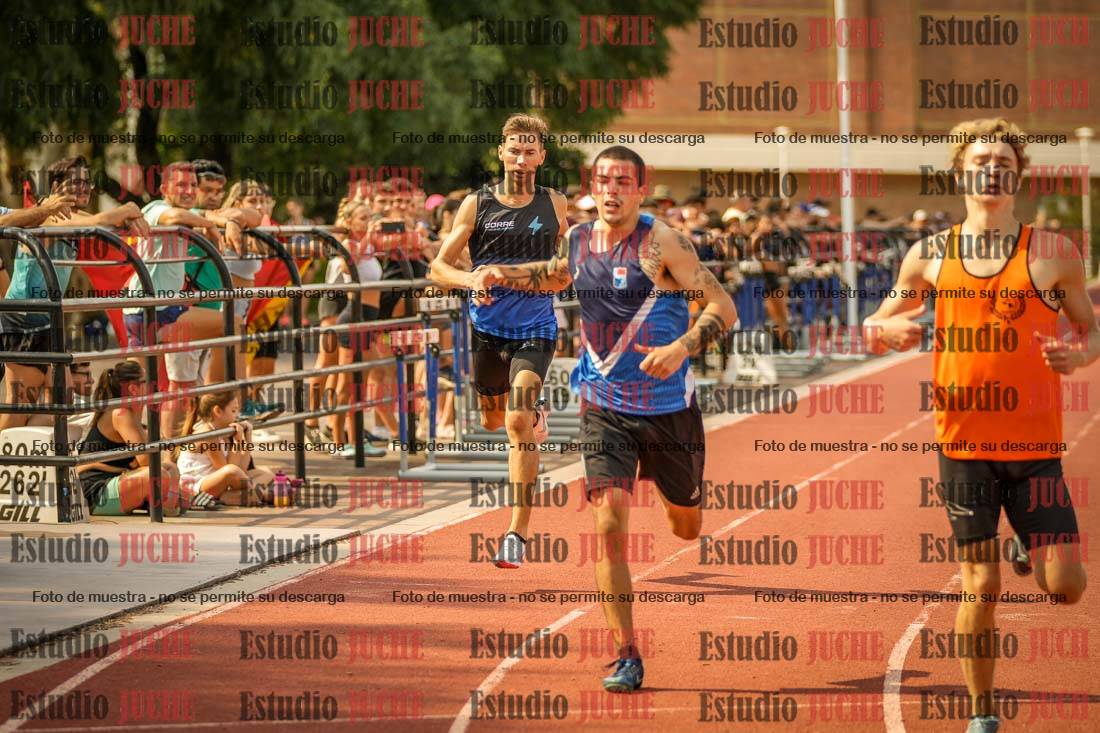 Fotos de los 400 m llanos de varones