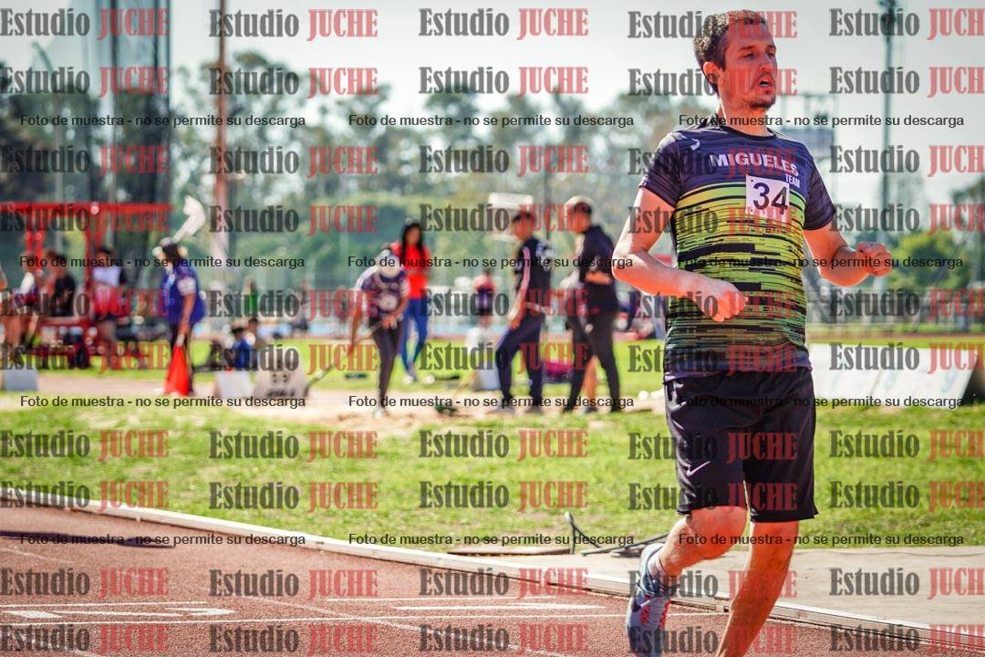 Fotos de los 800 m llanos de varones