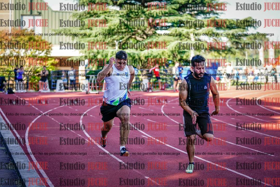 Fotos de los 100 m llanos de varones