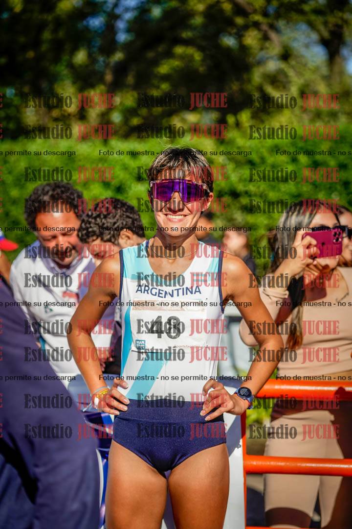 Fotos de algunos extras y podios del día 2