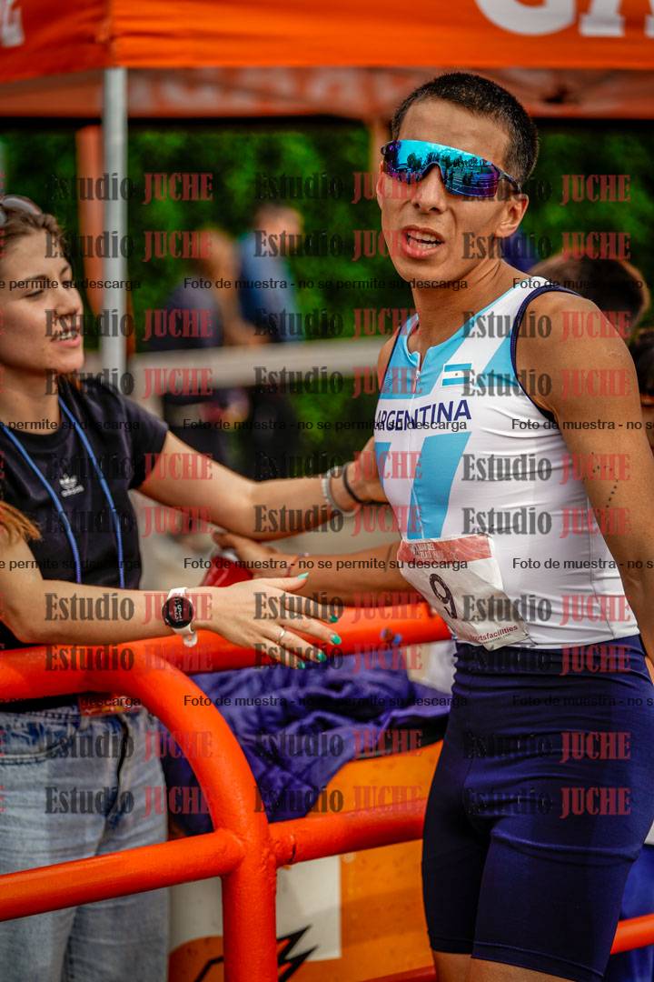 Fotos de algunos extras y podios del día 3