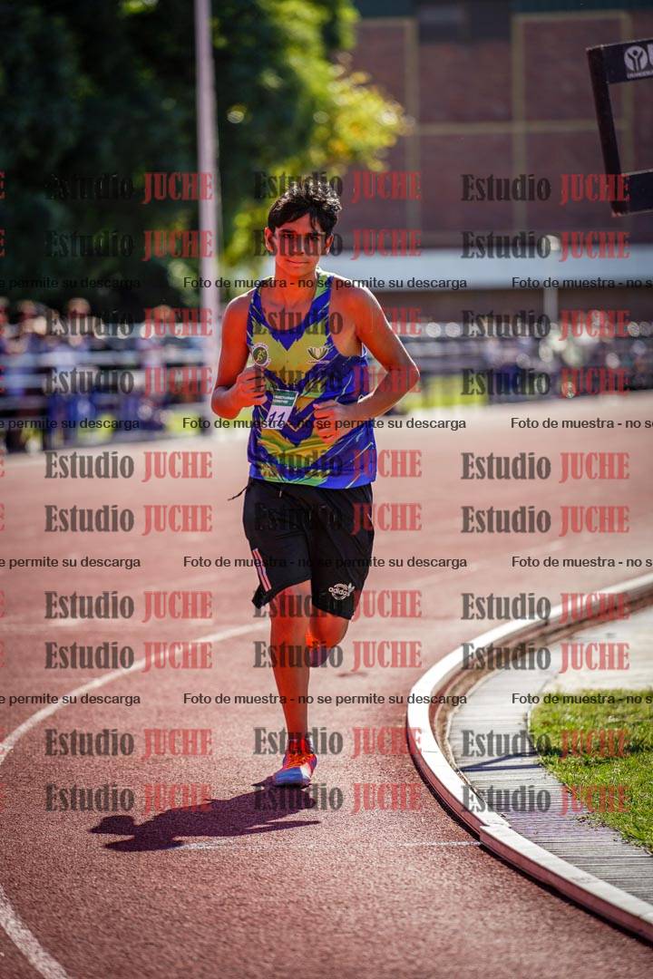 Fotos de los 2400 m de varones