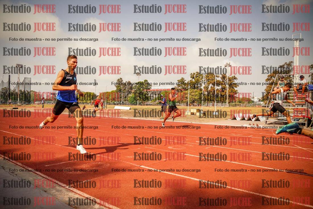 Fotos de los 400 m llanos de varones