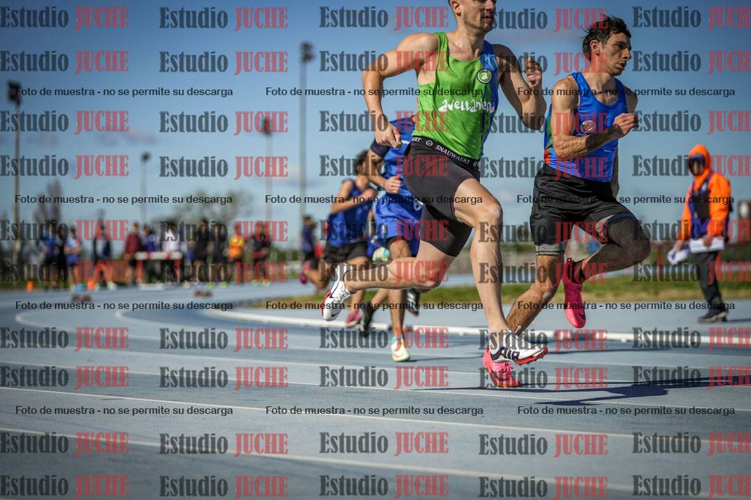 Fotos de los 200 m llanos de varones