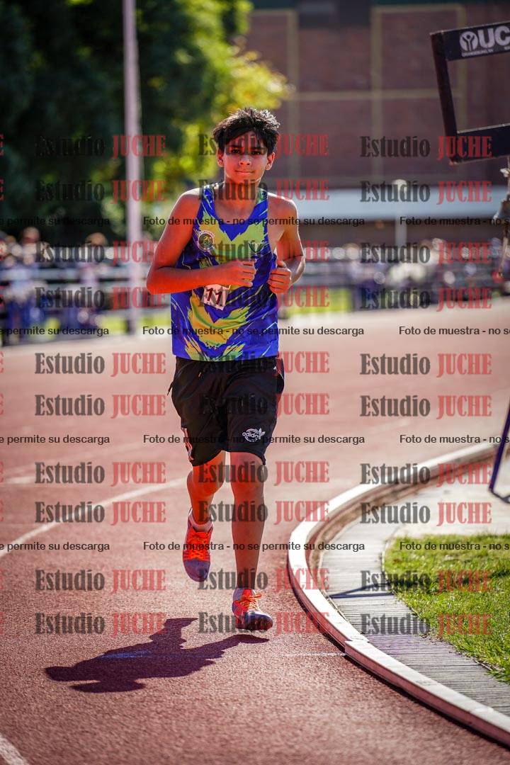 Fotos de los 2400 m de varones