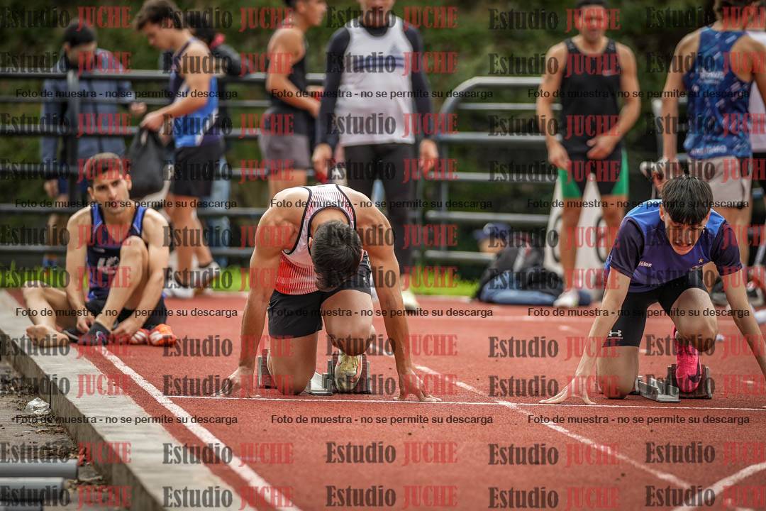 Fotos de los 100 m llanos de varones