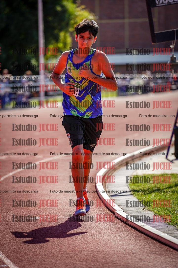 Fotos de los 2400 m de varones