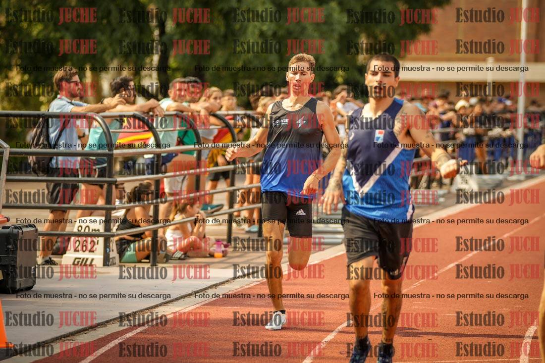 Fotos de los 400 m llanos de varones