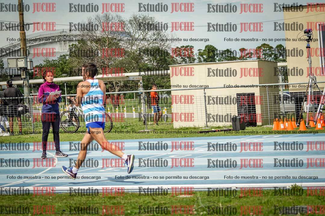 Fotos de los 1000 m llanos de varones
