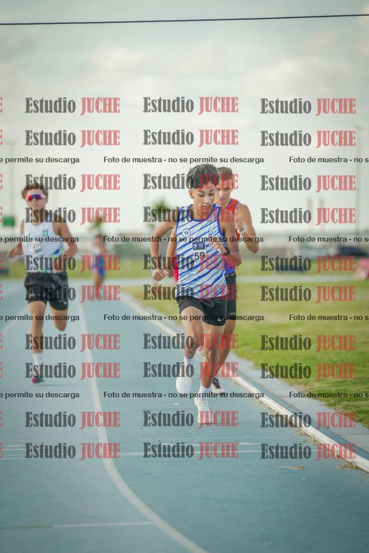 Fotos de los 800 m llanos de varones