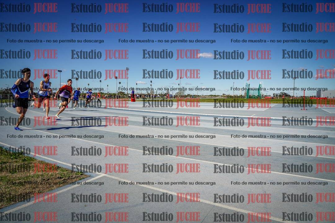 Fotos de los 200 m llanos de varones