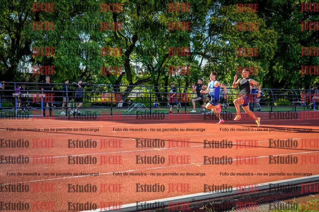 Fotos de los 100 m llanos de varones
