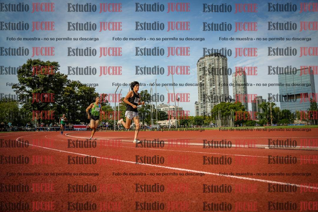 Fotos de los 3000 m llanos de varones