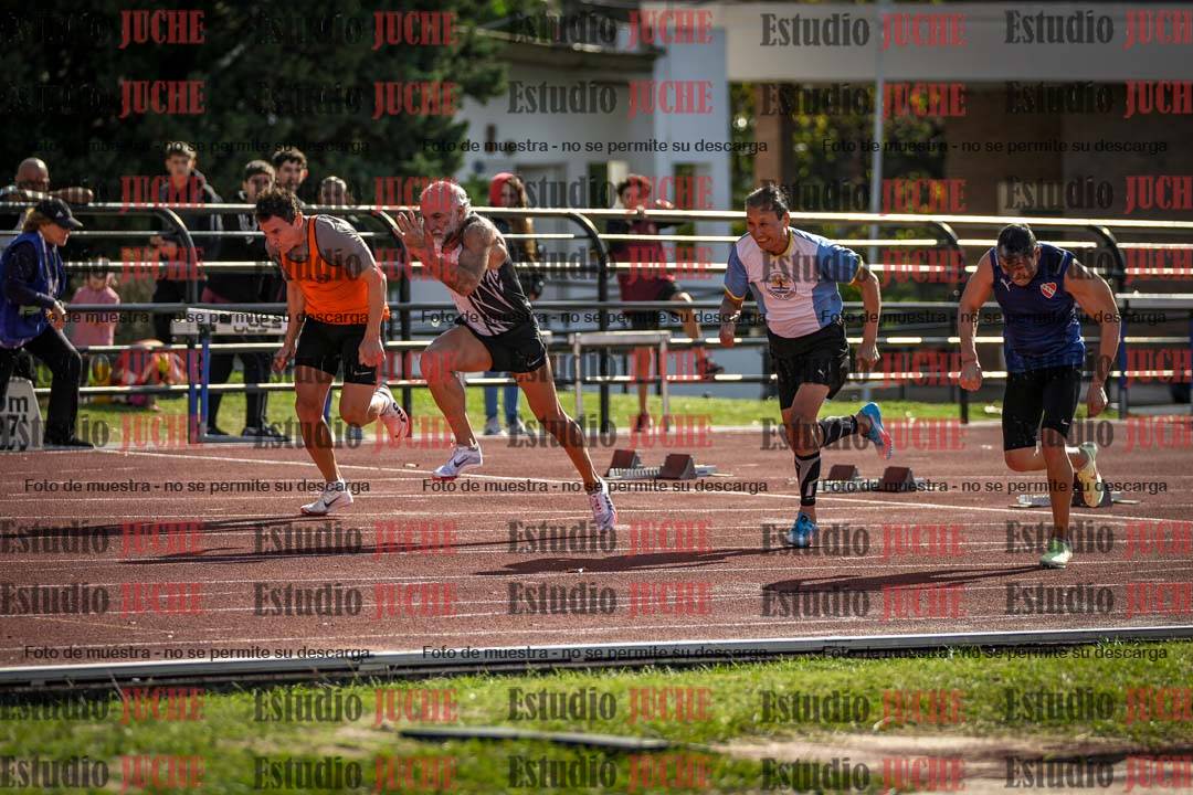 Fotos de los 100 m llanos de varones