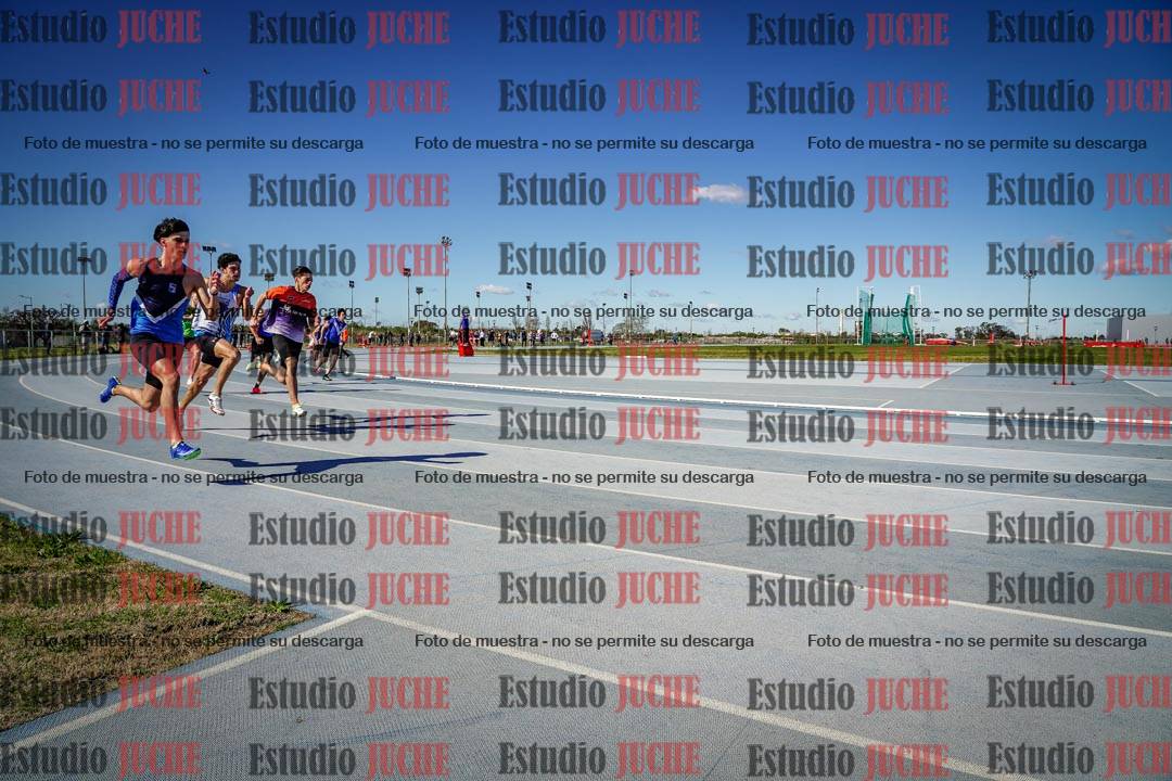 Fotos de los 200 m llanos de varones