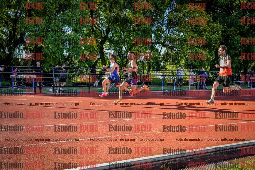 Fotos de los 100 m llanos de varones