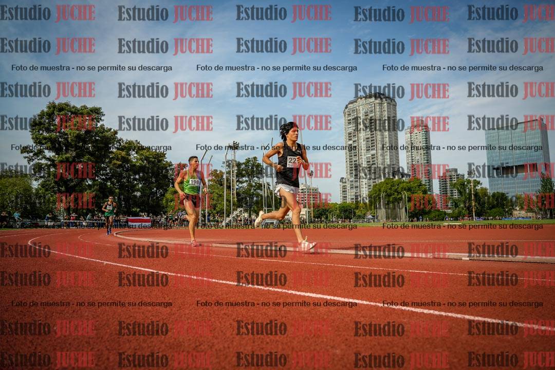 Fotos de los 3000 m llanos de varones