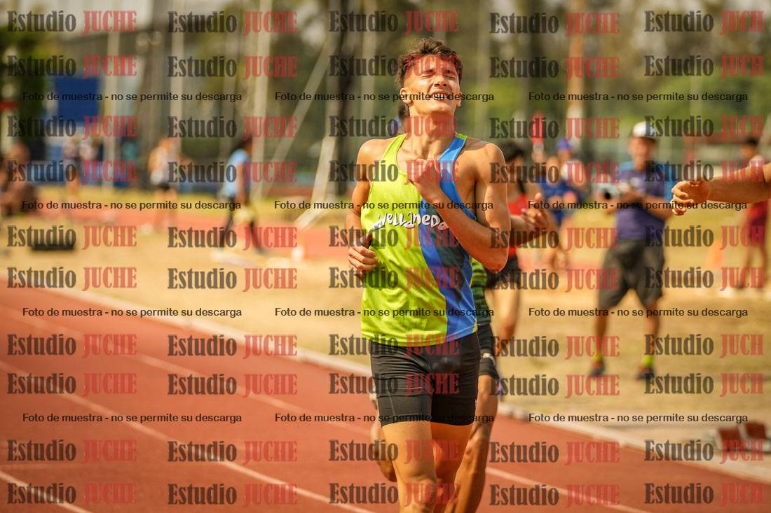 Fotos de los 400 m llanos de varones