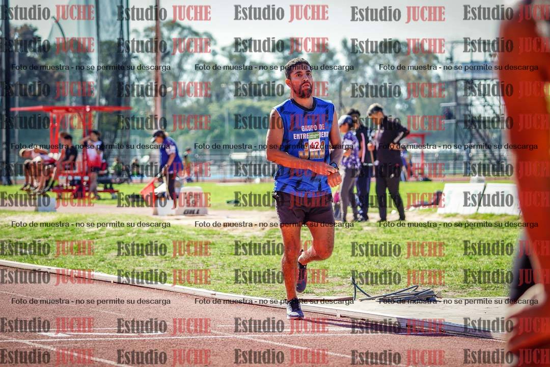 Fotos de los 800 m llanos de varones